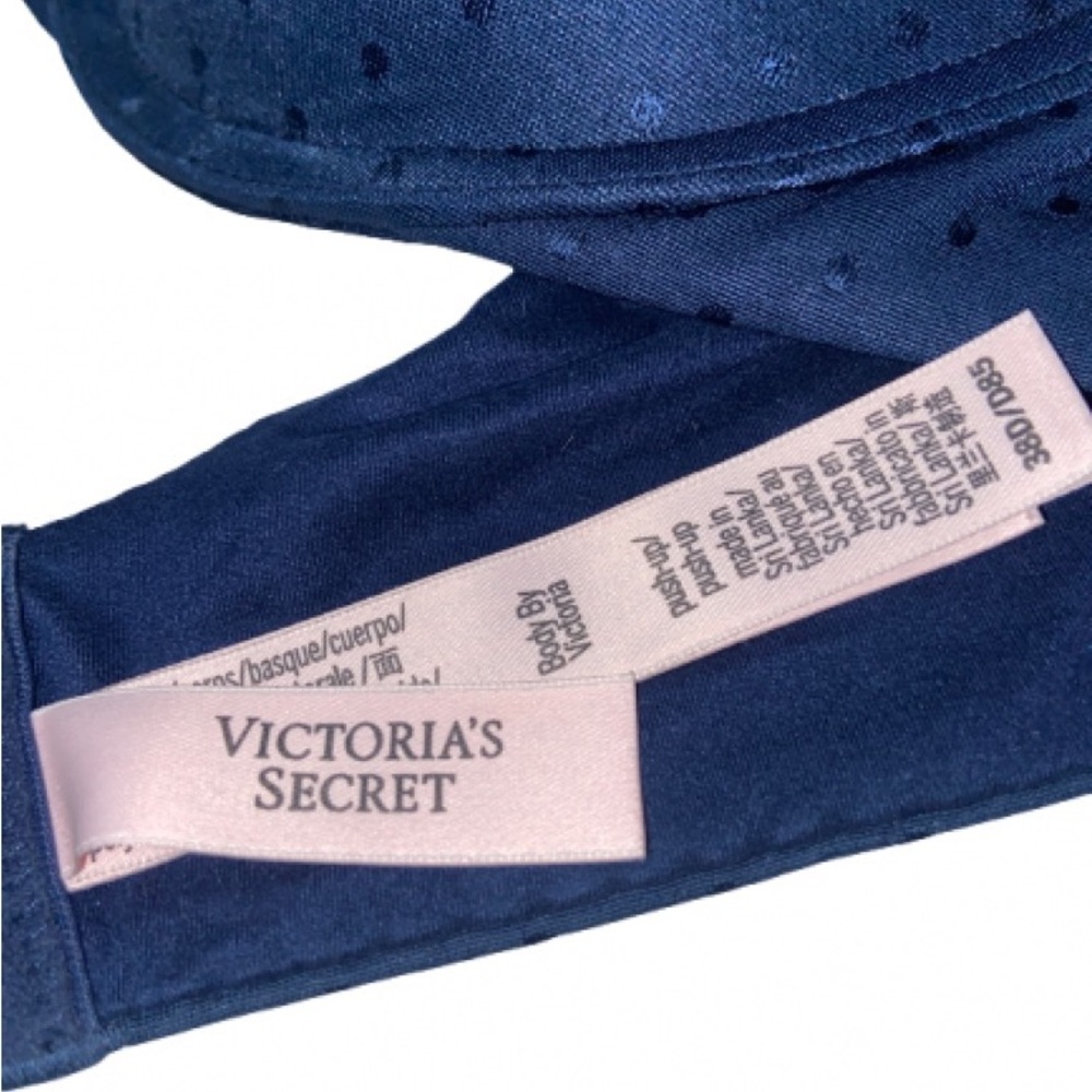 Victoria’s Secret Navy Padded Underwire Bra - Women Intimates & Sleepwear, - Picture 3 of 4